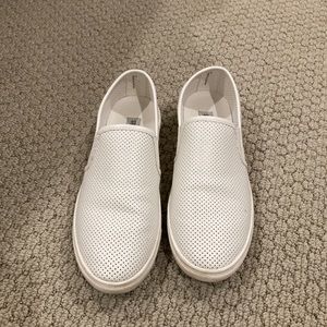 Steve Madden white slip on sneaker